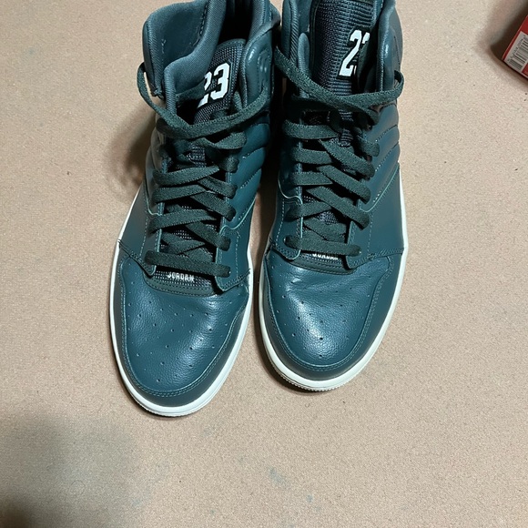 Jordan Men's Sneakers - Forest Green - Picture 2 of 4